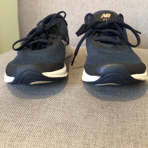 NEW BALANCE 711 V3 CROSS TRAINER - Picture 8 of 10